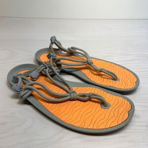 Xero Shoes Aqua Cloud Women's Sandals Size 10 Barefoot Gray Orange
